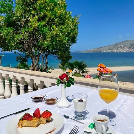 Dodona Sarandë