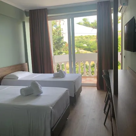 Dodona 4* Sarandë