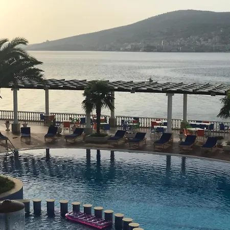 دودونا 4*
