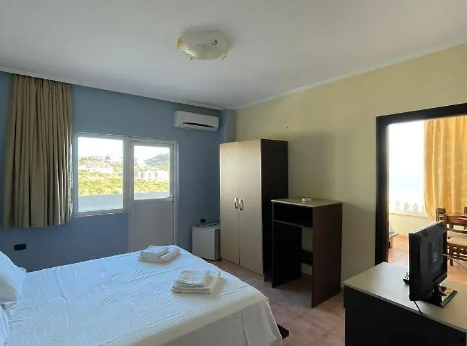 酒店 多多纳酒店