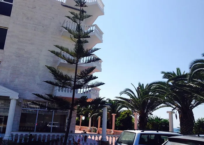 多多纳酒店 酒店 4*